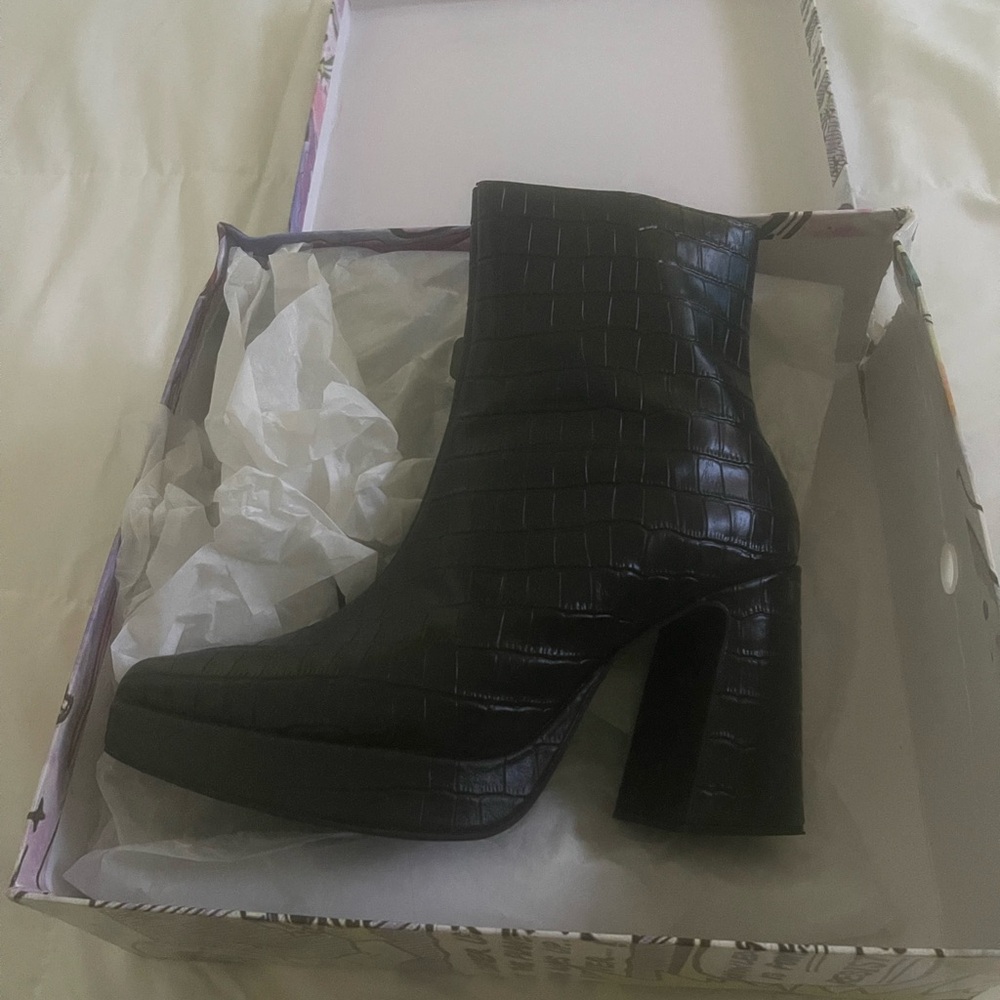 Jeffrey Campbell Croc Platform Boots